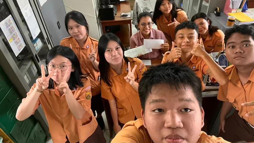 CAHYOS: Kelompok 3